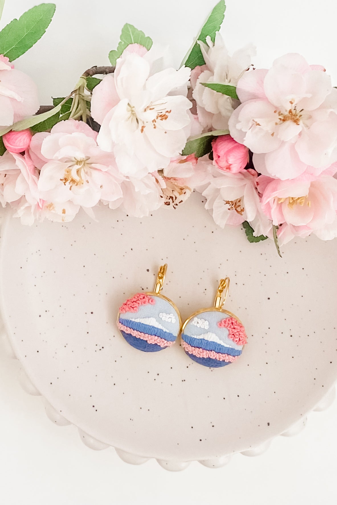 Mount Fuji with Cherry Blossoms Earrings and Necklace Set (Pre-order)