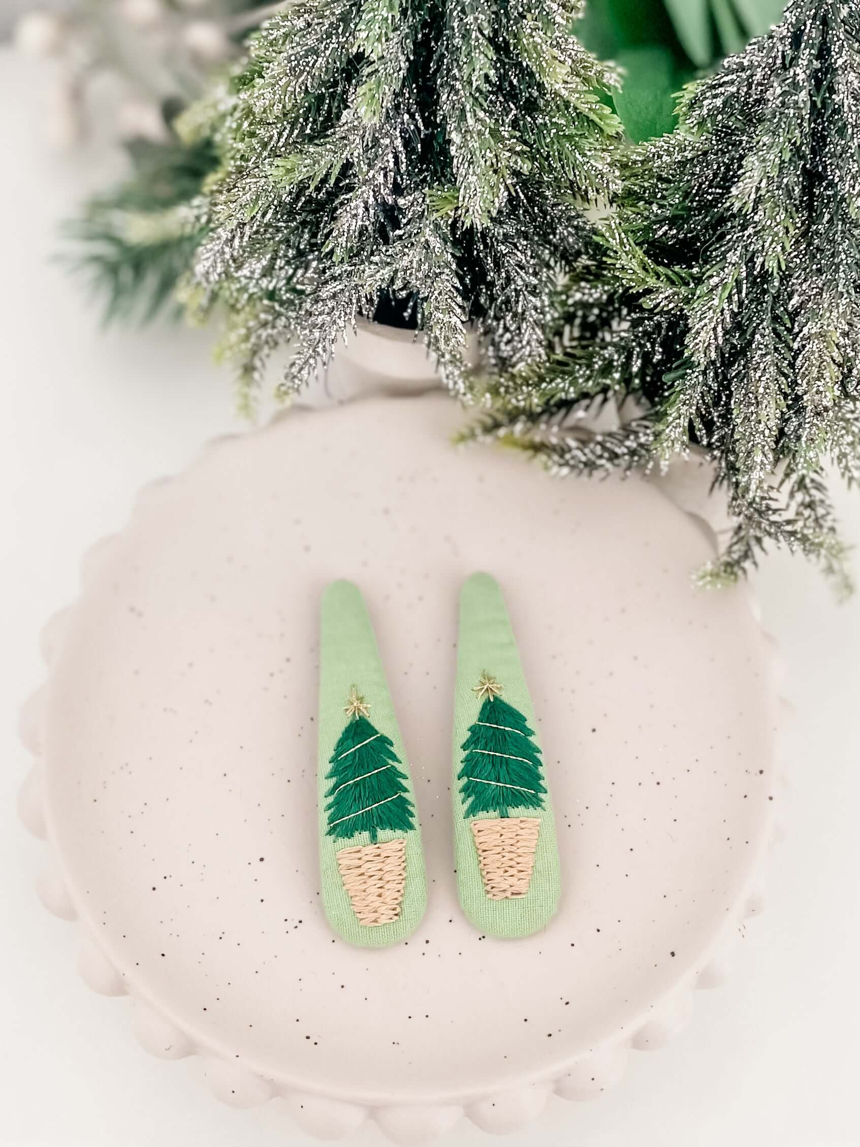 Christmas Hand-embroidered Hair clips - Pair