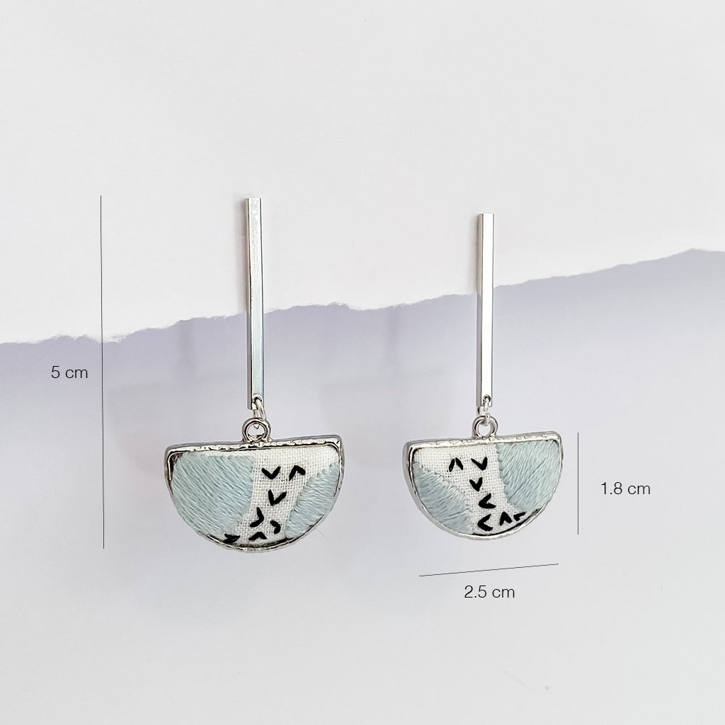 Kuro Collection – Hand-Embroidered Chevron Earrings (Silver)