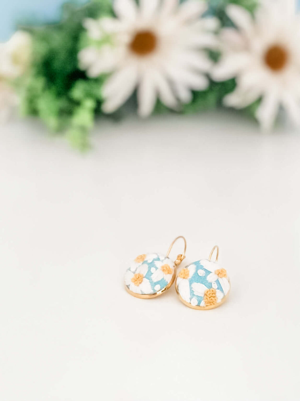 Daisy Delights Small Earrings