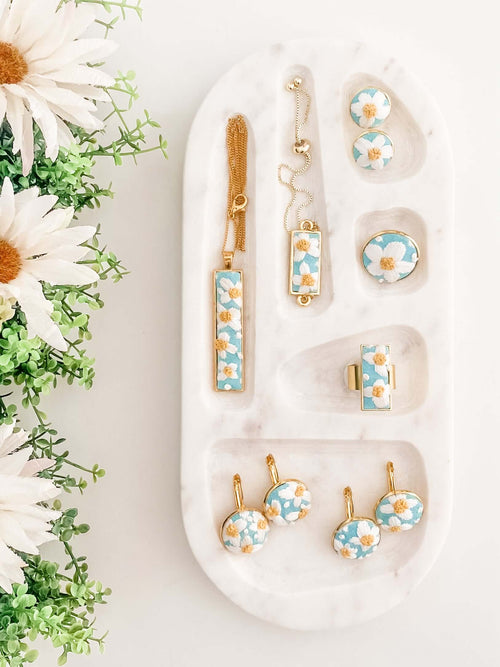 Daisy Delights Stud Earrings
