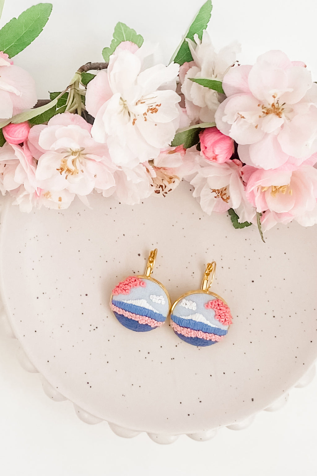 Mount Fuji with Cherry Blossoms Set (Made to order)