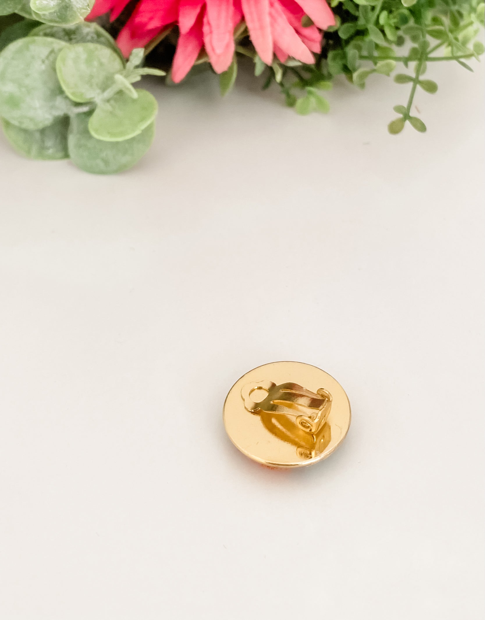 Round clip-on earrings, hand-embroidered