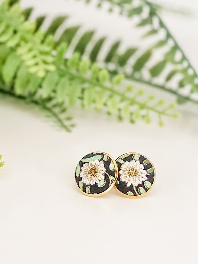 Round stud earrings, hand-embroidered