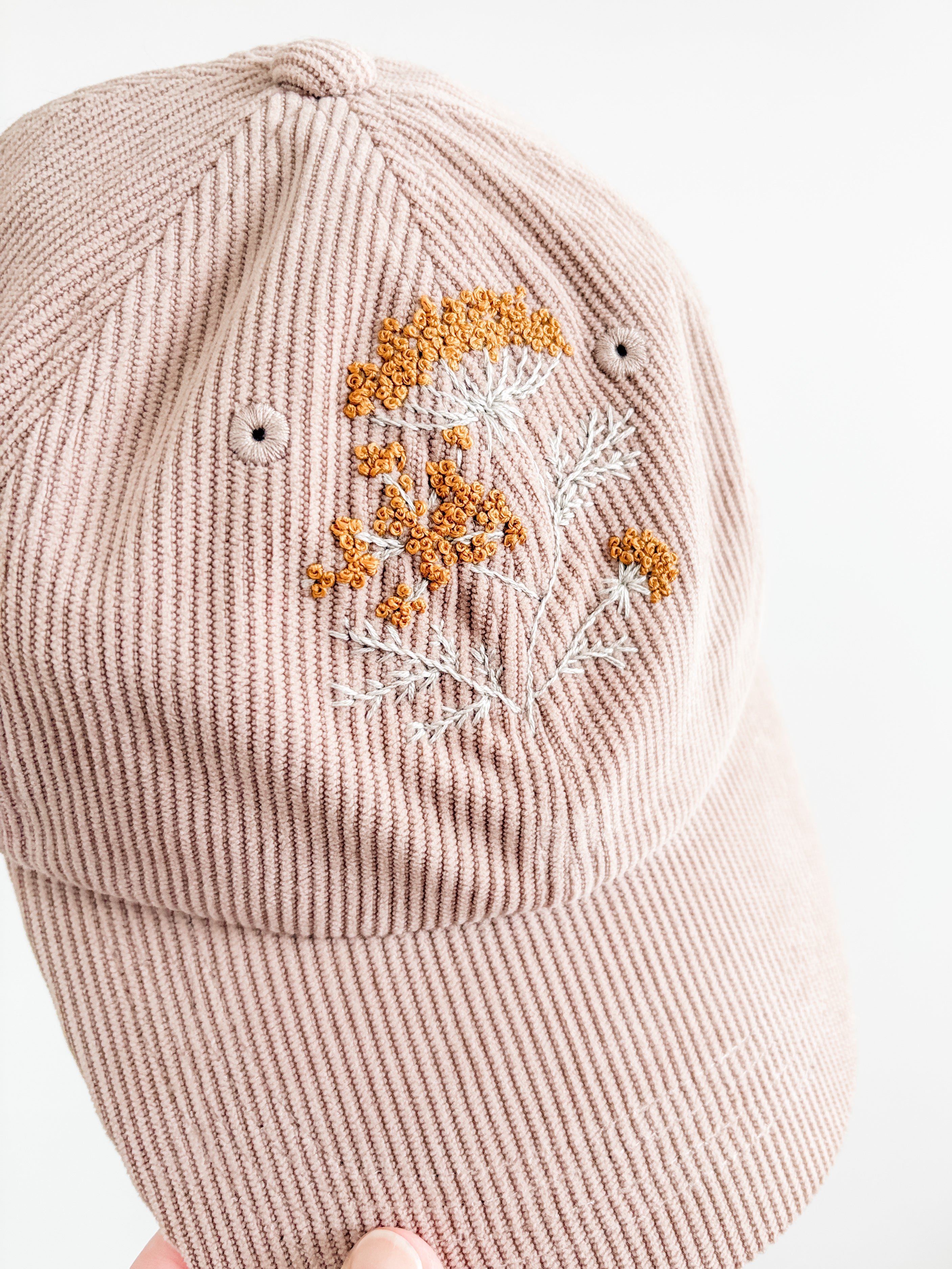 Golden Yarrow Hat (Taupe)