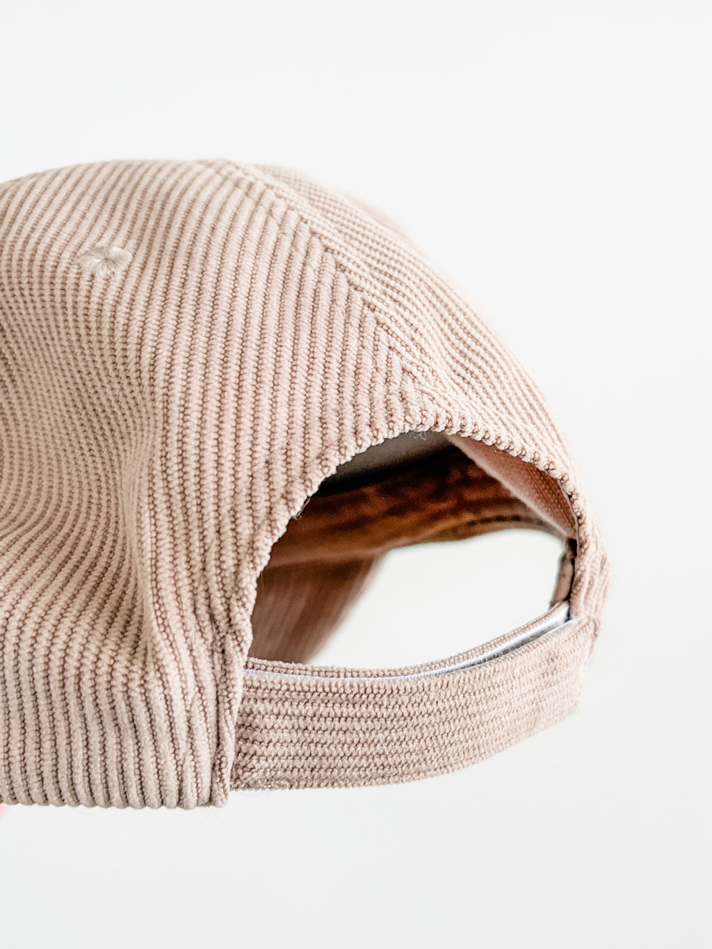 Golden Yarrow Hat (Taupe)