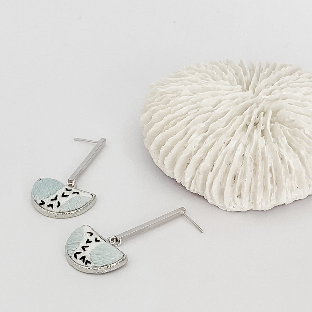 Kuro Collection – Hand-Embroidered Chevron Earrings (Silver)