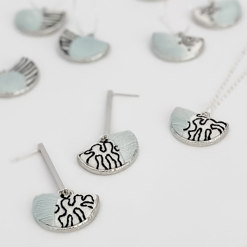 Kuro Collection – Hand-Embroidered Abstract Earrings (Silver)