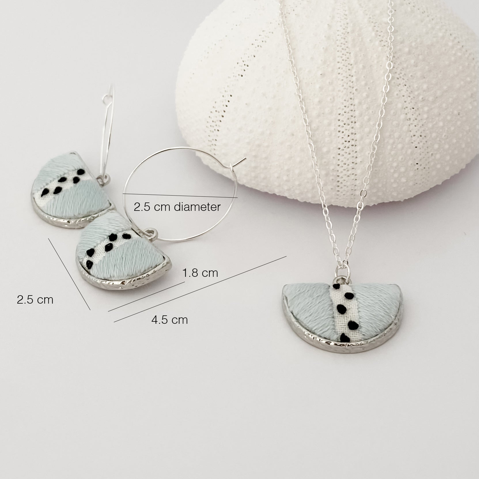 Kuro Collection – Hand-Embroidered Dots Earrings (Silver)