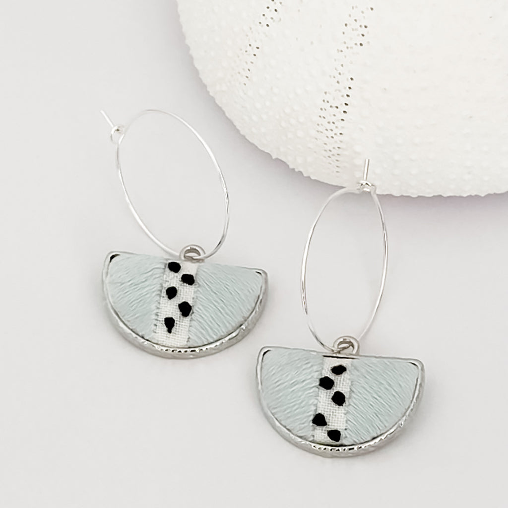 Kuro Collection – Hand-Embroidered Dots Earrings (Silver)