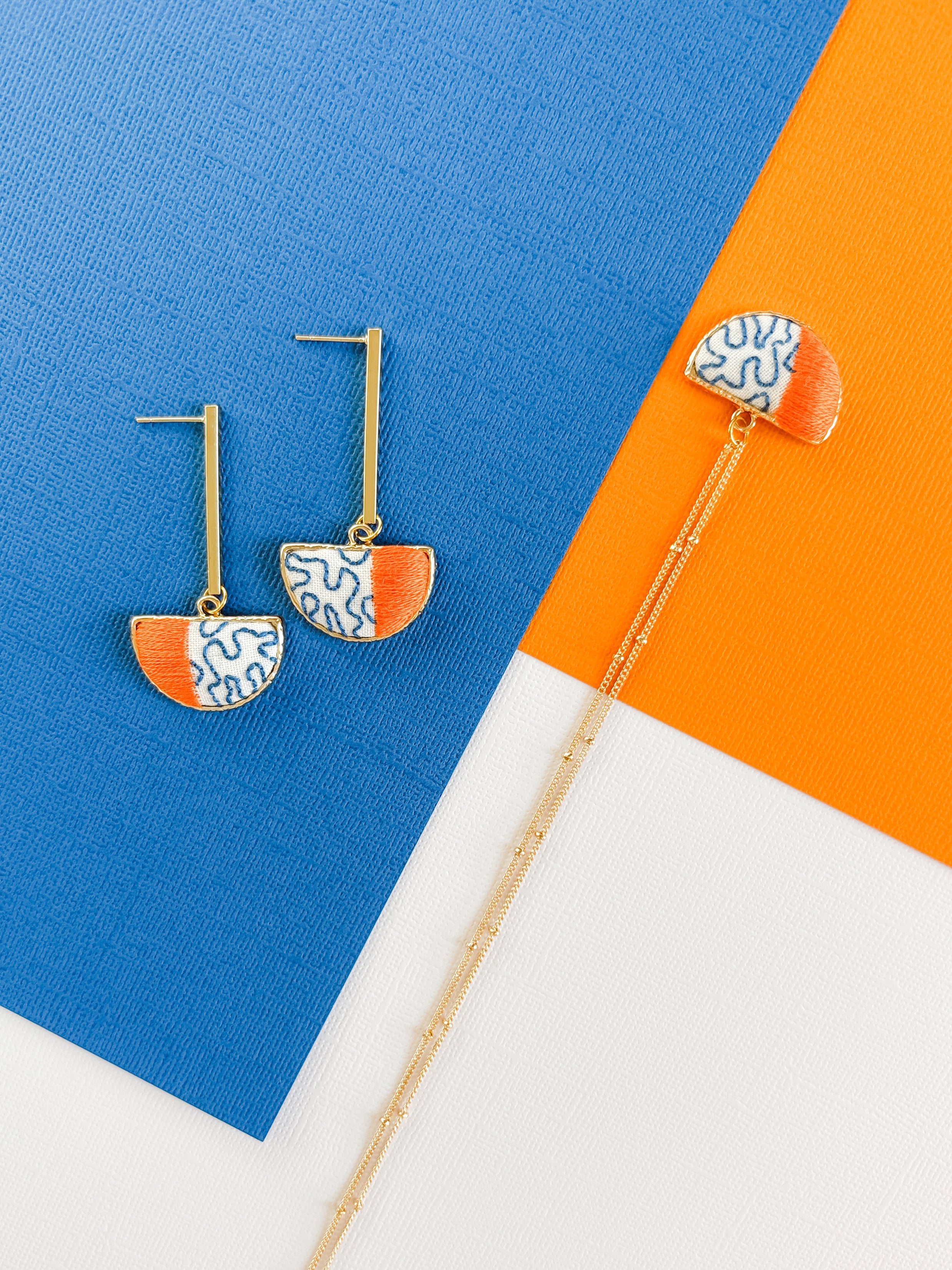 Solana Abstract Lines Set