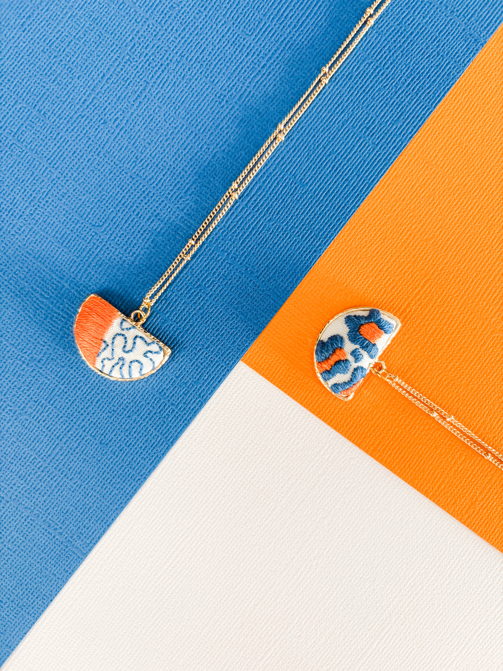 Solana Abstract Lines Necklace