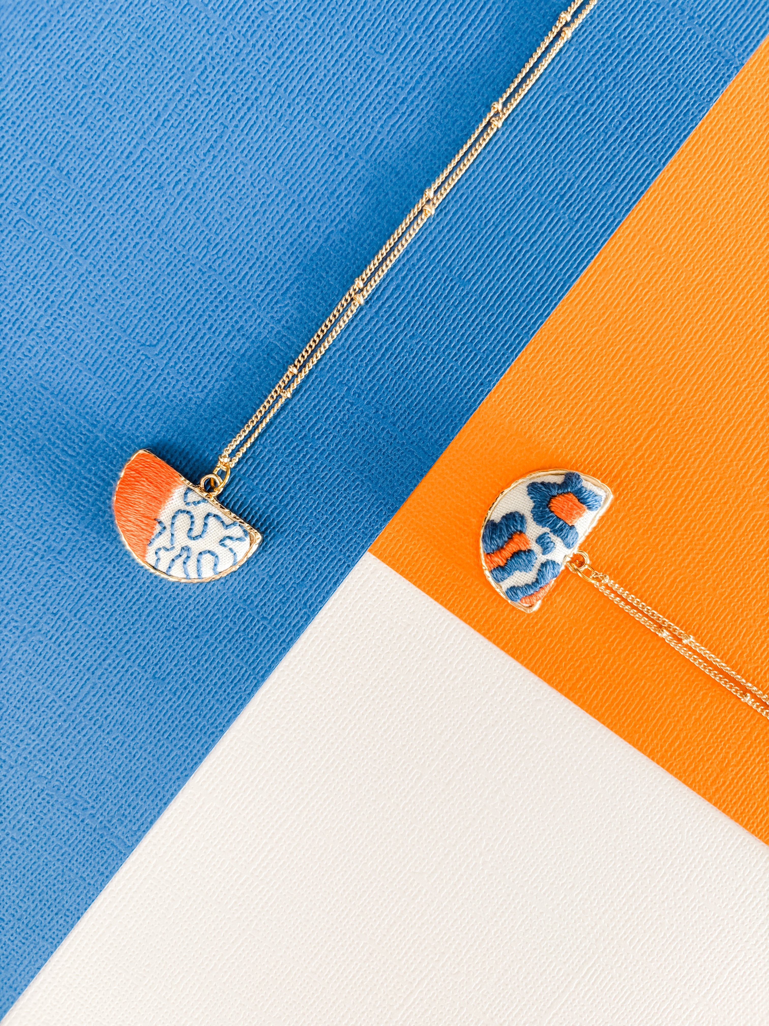 Solana Abstract Lines Necklace